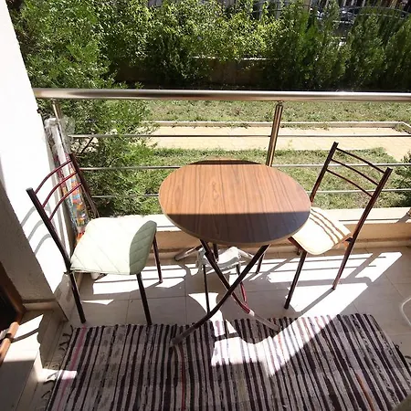 Arendoo In St. Helena Apartament *